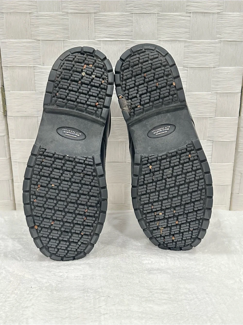 Skechers Work Relaxed Fit Slip Resistant Black Leather Shoes 9.5 Wide Width